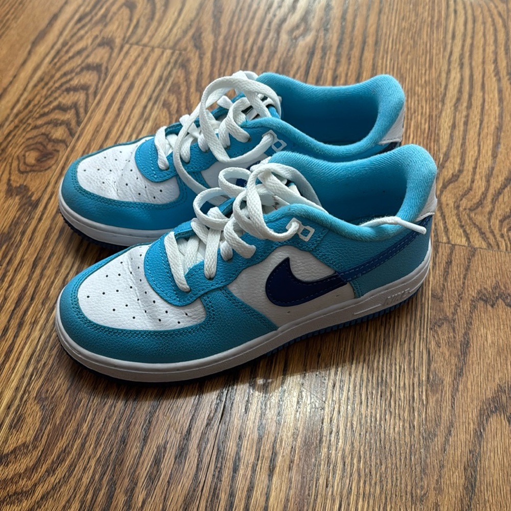Size 2.5 Nike Air Force